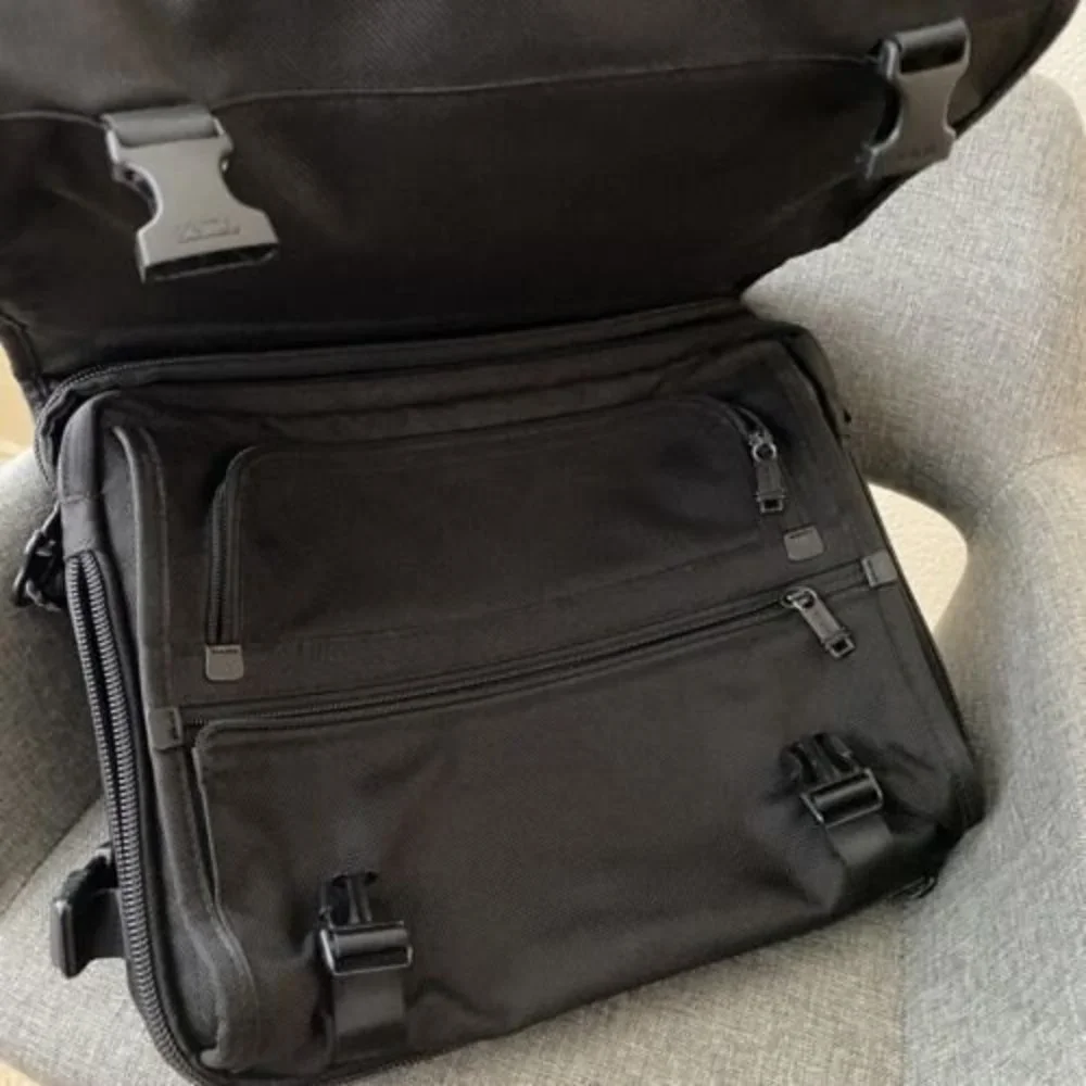 Tumi Messenger Crossbody Mens Bag Black